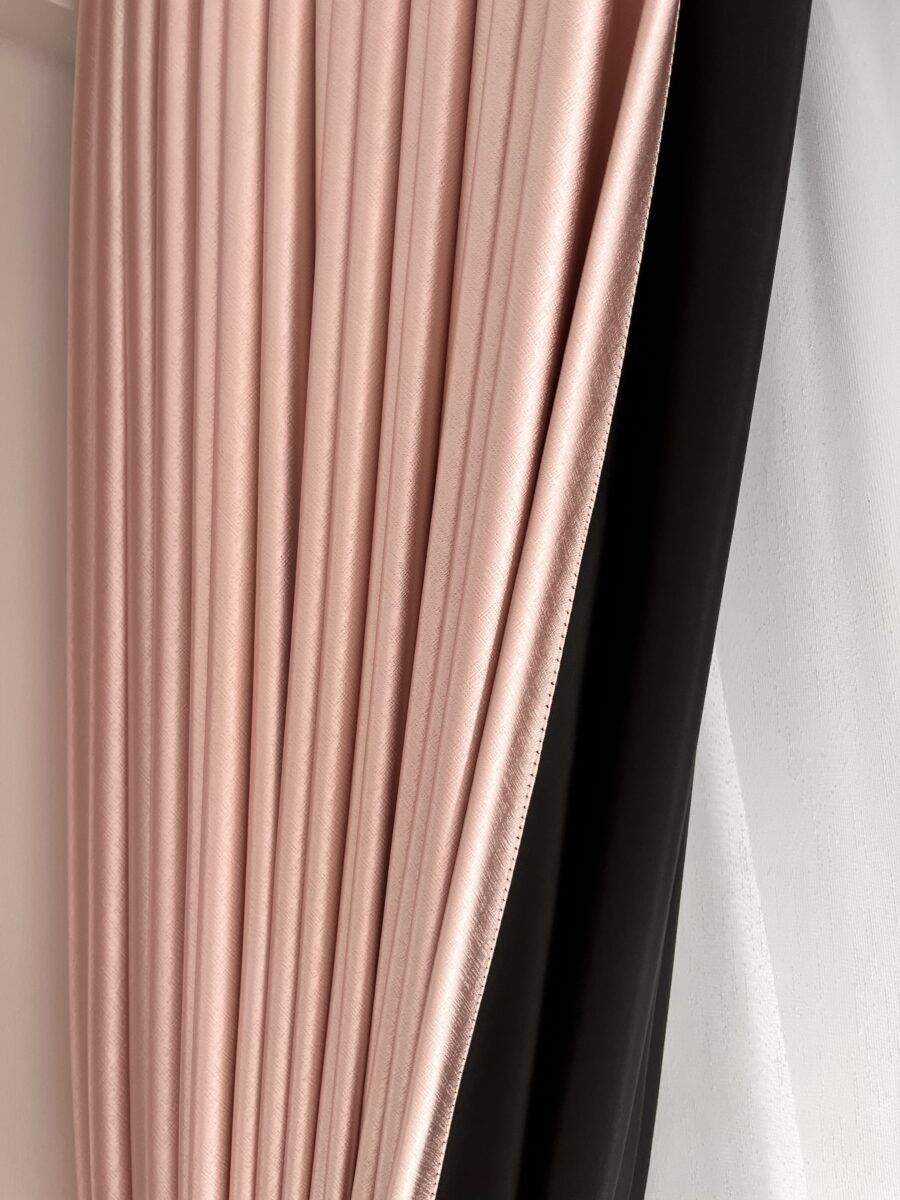 NURU BLACKOUT CURTAIN  PINK
